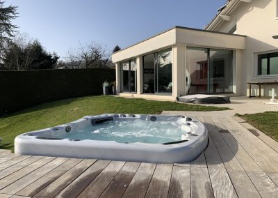 Installation d'un Jacuzzi encastré haut de gamme à Vichy Be Well Canada SPA Auvergne