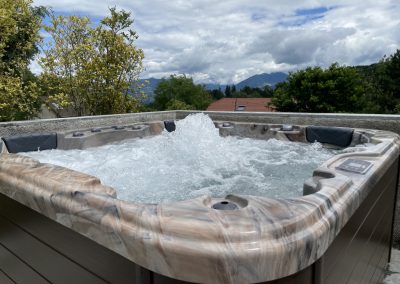 Livraison d’un Jacuzzi 5 places à Mauriac Be Well Canada SPA Auvergne