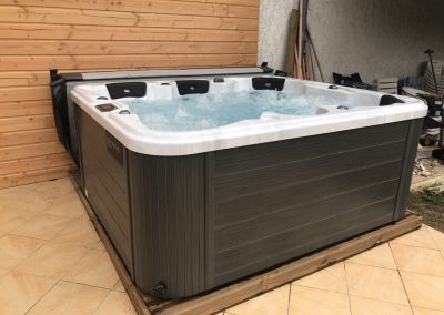 Installation d’un Jacuzzi 4-5 places à Issoire